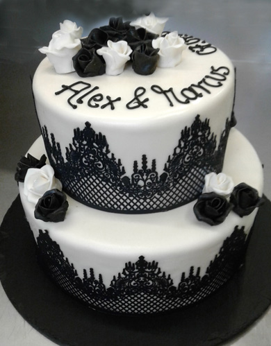 Torte in schwarz weiß